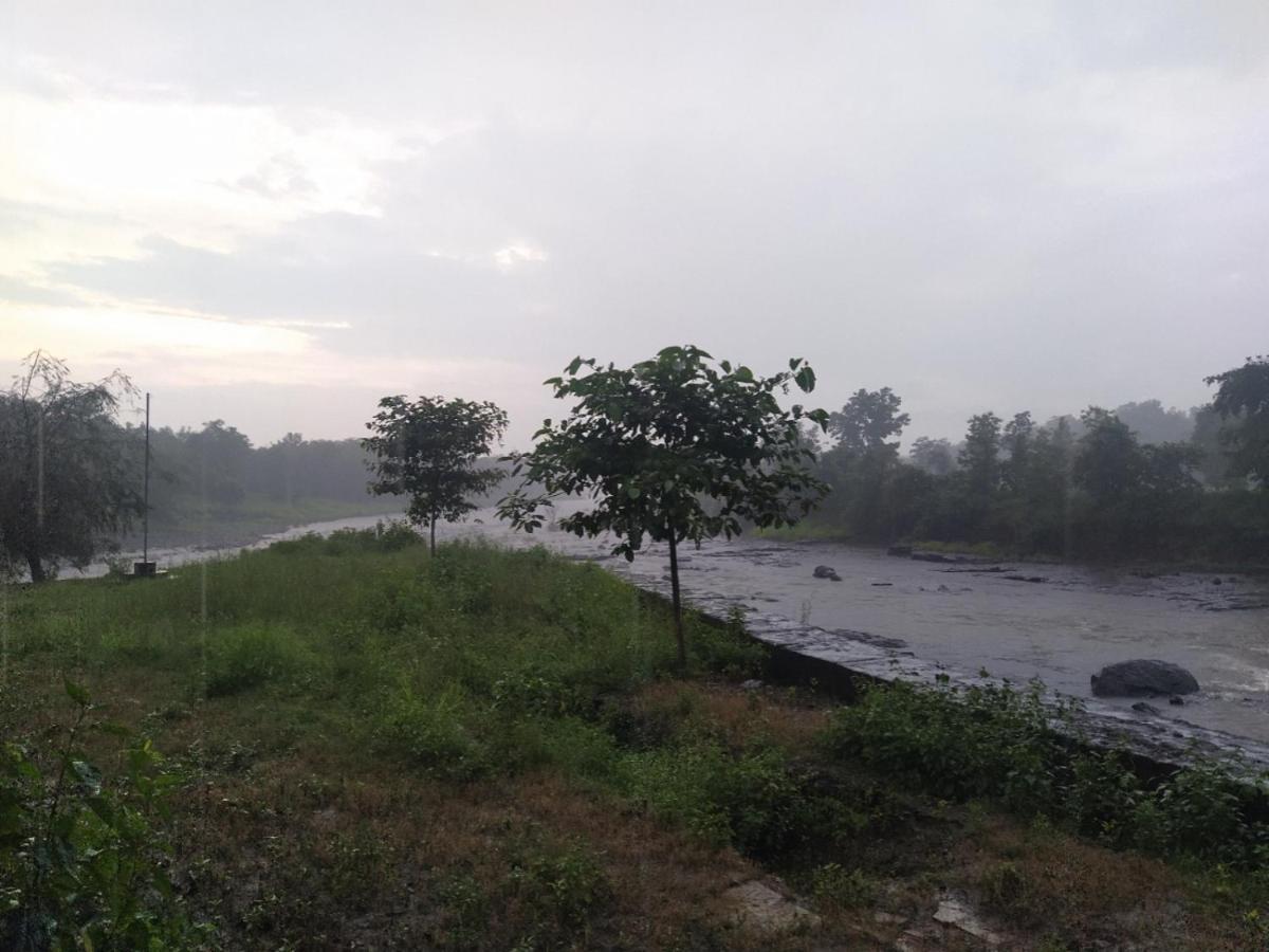 Karjat Villa Dış mekan fotoğraf